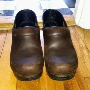 Dansko professional antique brown oiled leather